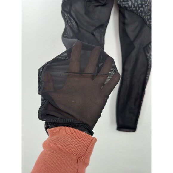 Lululemon Running in the city 7/8 tight Full on Luxtreme‎ heathered Net  Size 6 - Picture 5 of 8